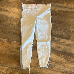 SPANX Women's Light Wash Jeans